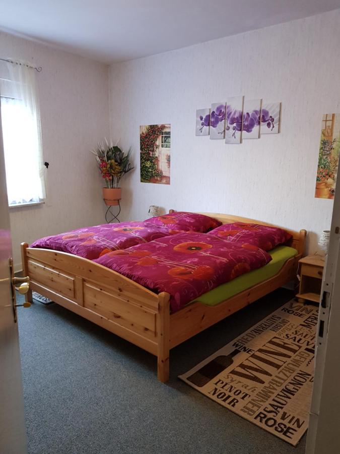 Ferienwohnung Weingut Helmut Barzen Zell Exterior foto